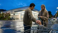 Perché da ALDI serve una moneta per il carrello: il piccolo meccanismo che cambia più di quanto pensi